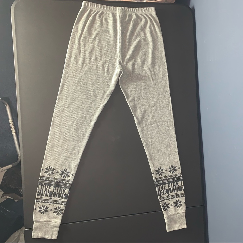 VS Pink waffle knit legging pants rare 😍 - Picture 8 of 10